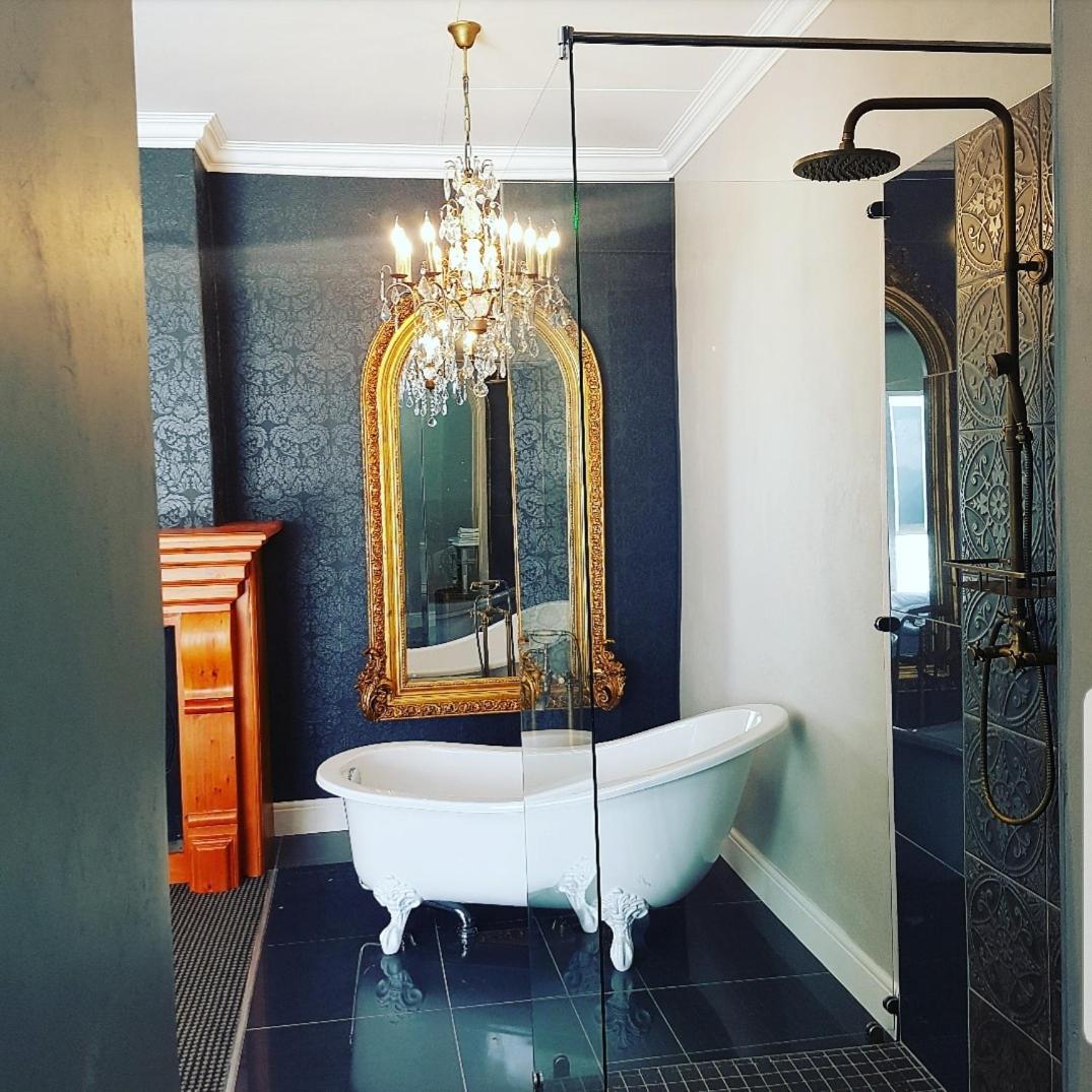 The Kingsman Boutique Hotel Burgersdorp Bagian luar foto